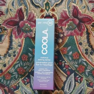 Coola Setting Spray